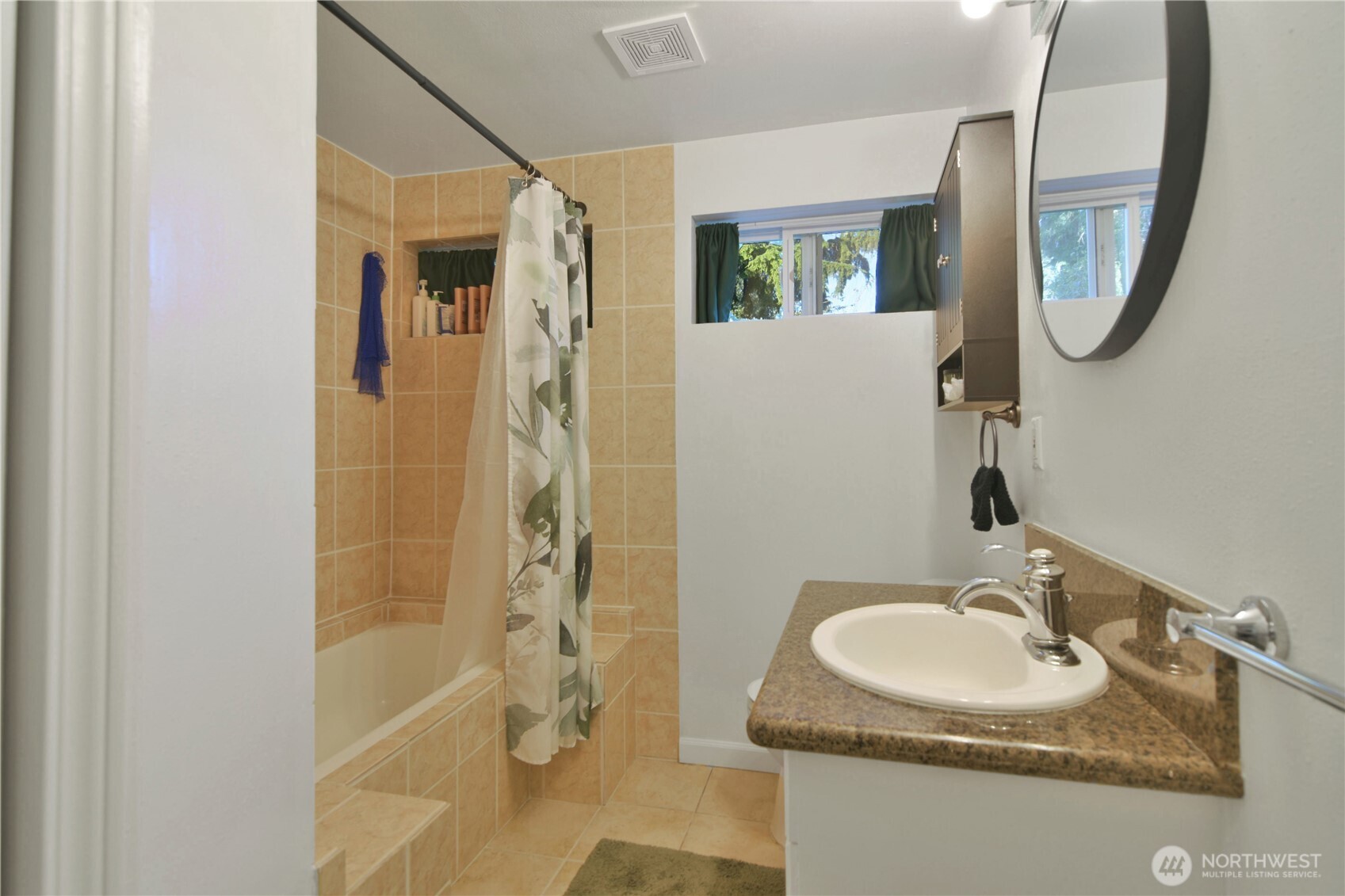 23116 80th Place W, Edmonds, WA 98026