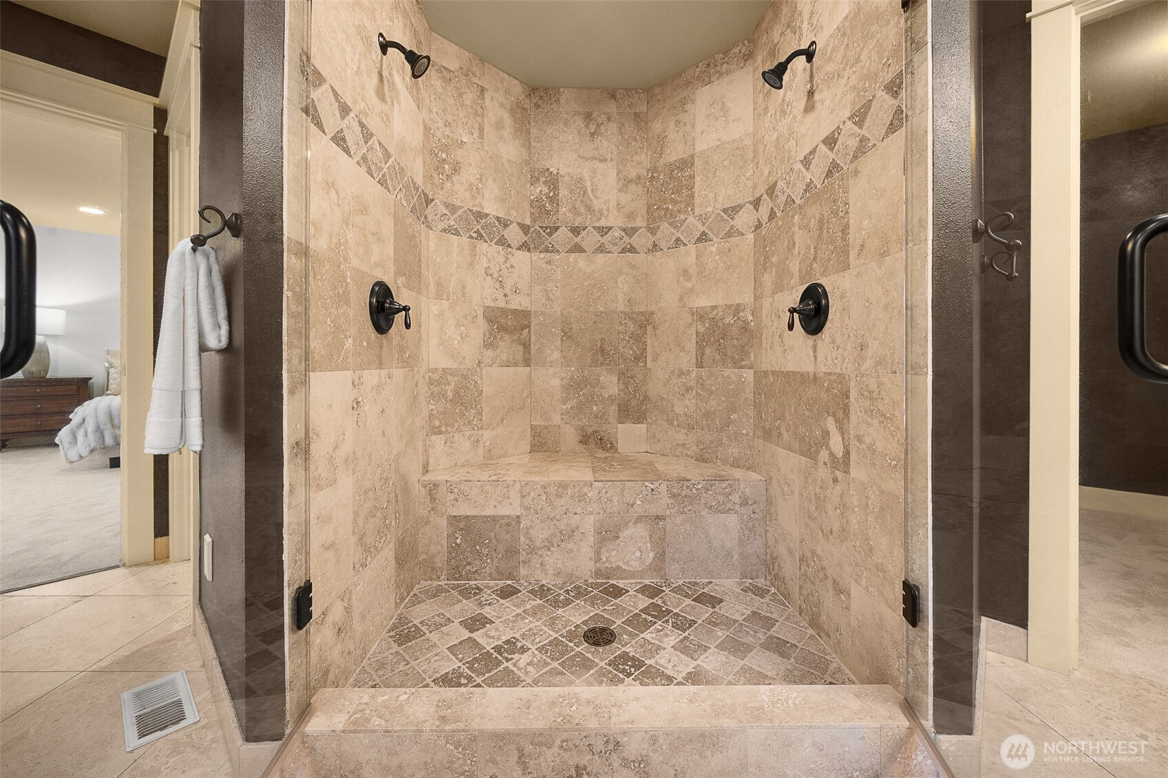 16305 SE 37th Street , Bellevue, WA 98008