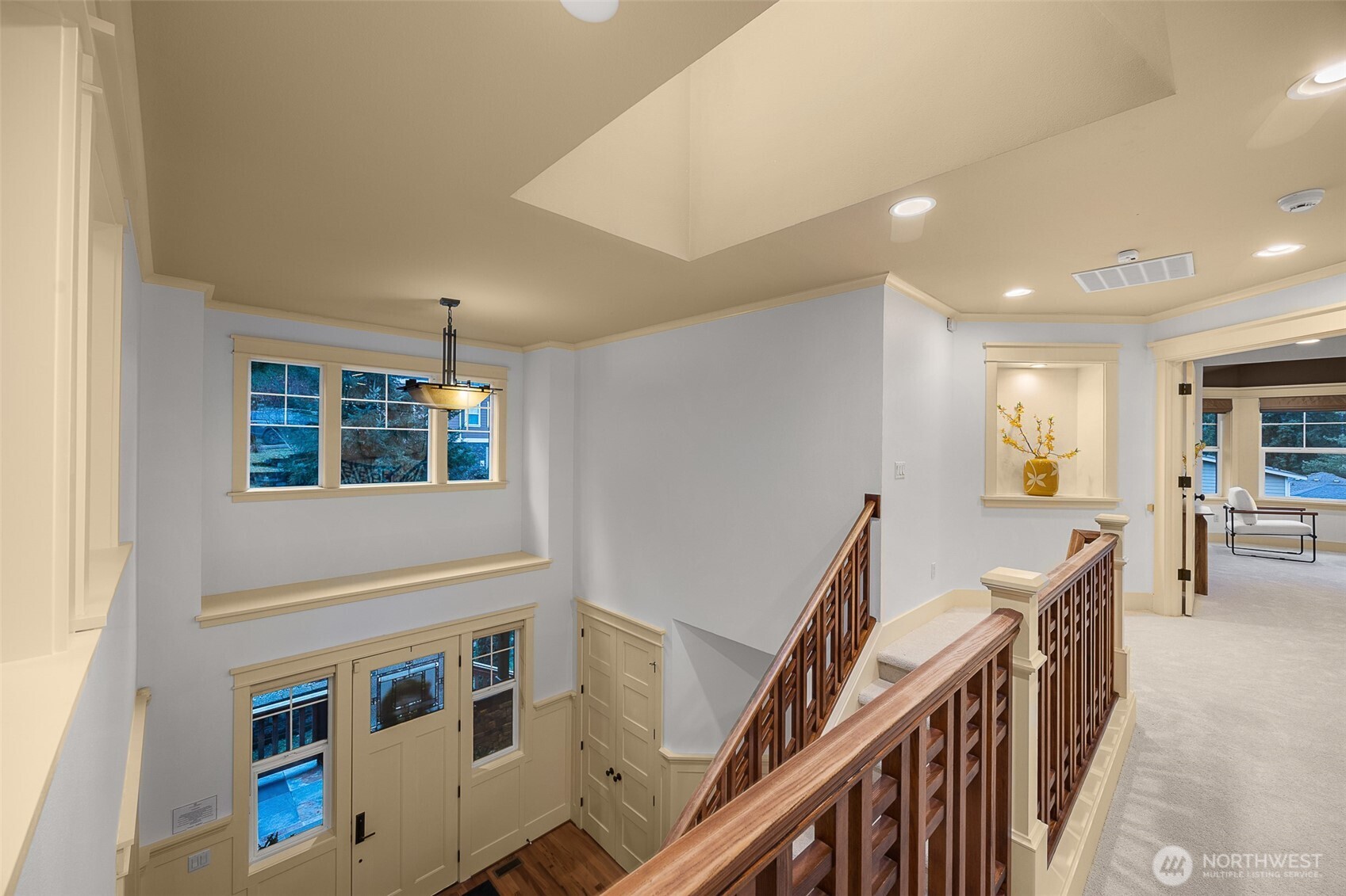 16305 SE 37th Street , Bellevue, WA 98008