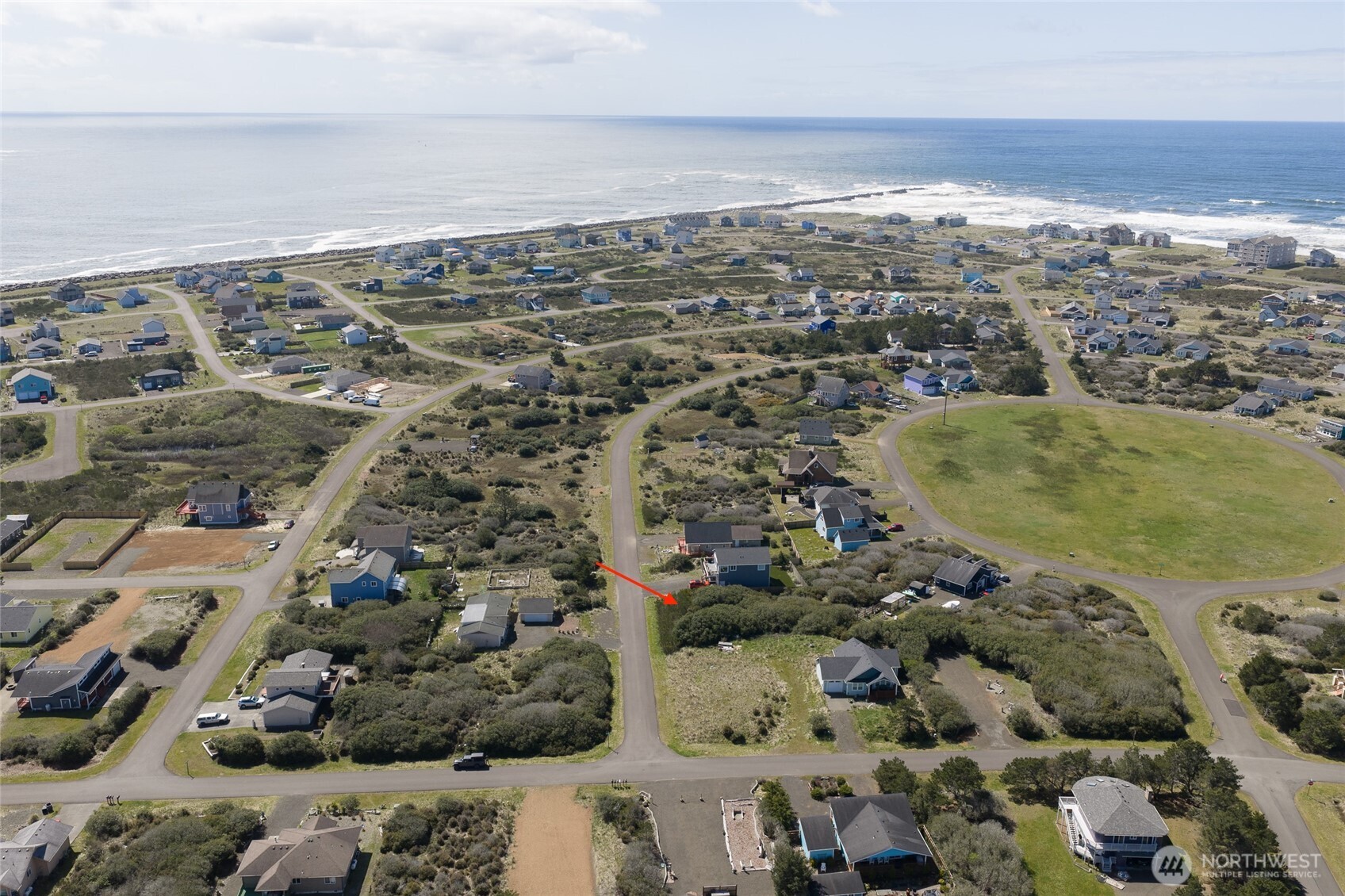 408 S Bel Air Loop SW, Ocean Shores, WA 98569