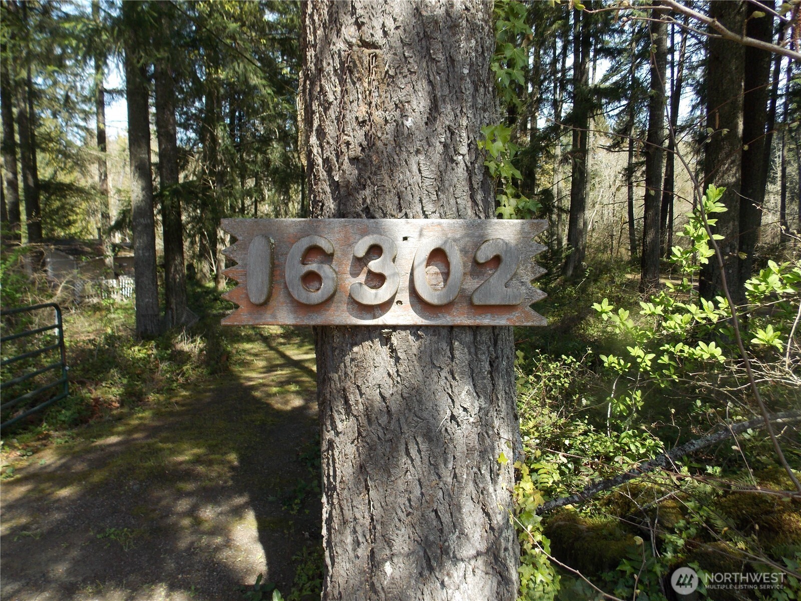 16302 Village Drive SE, Rainier, WA 98576