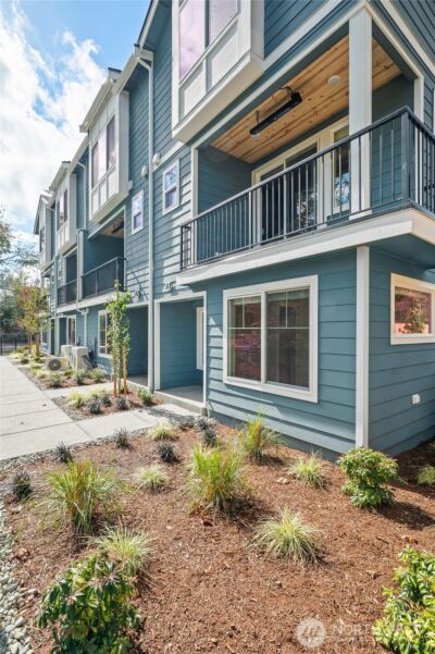 14424 Madison Way #D5, Lynnwood, WA 98087 - Photo 1