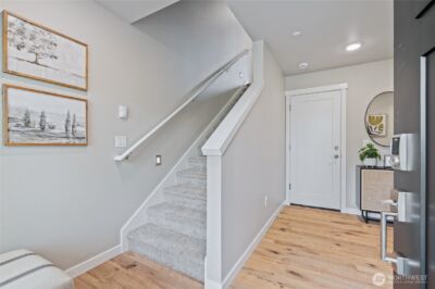 14424 Madison Way #D5, Lynnwood, WA 98087 - Photo 2