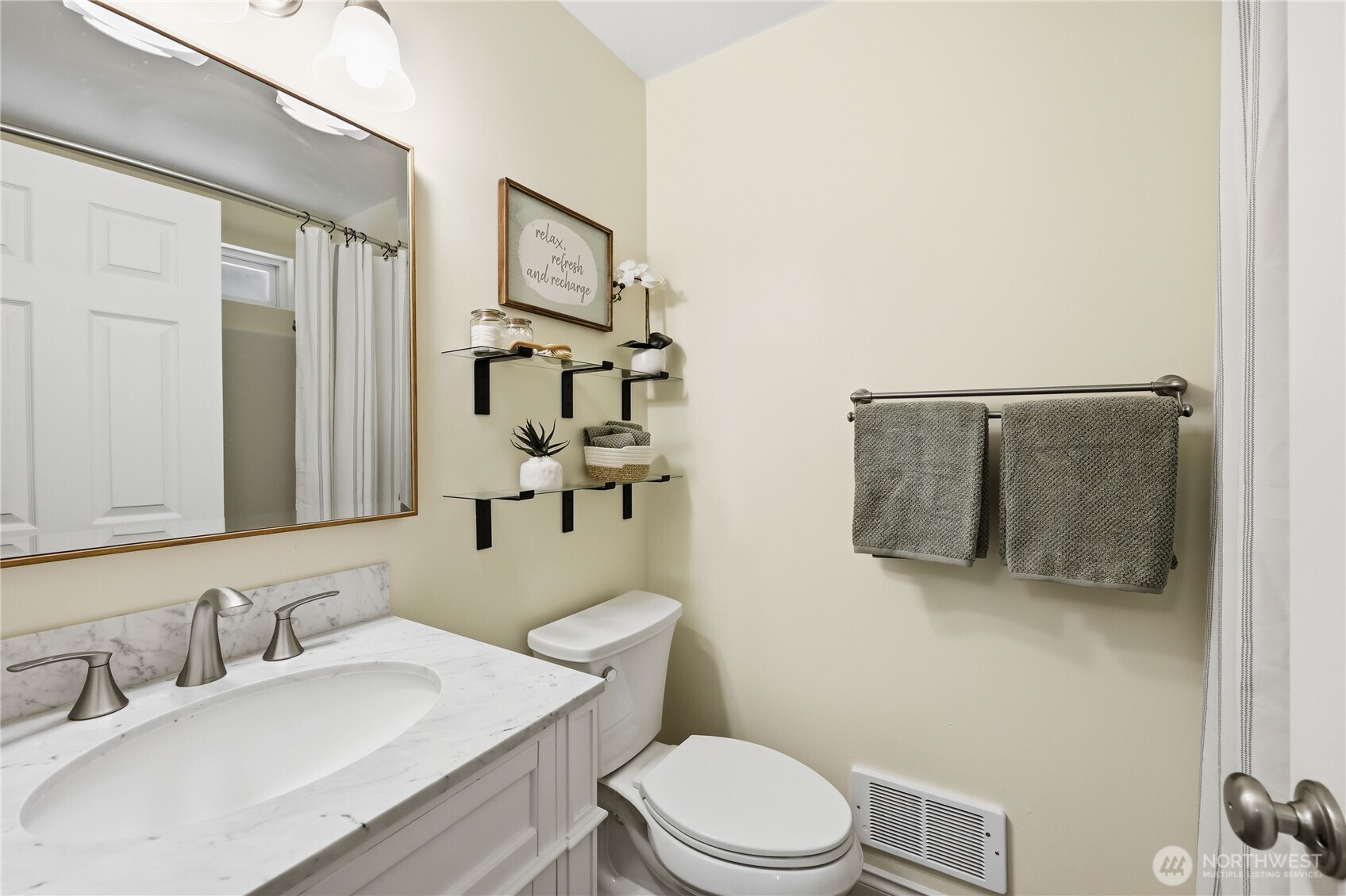 70 Salal Way , Sequim, WA 98382