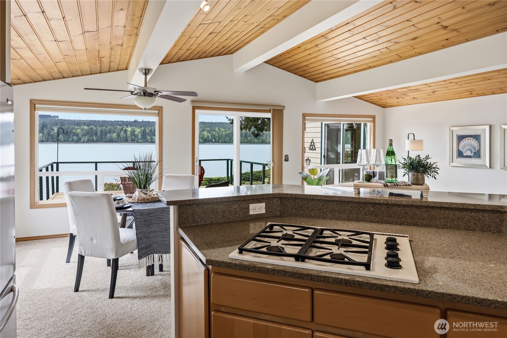 28919 Gamble Place NE, Kingston, WA 98346