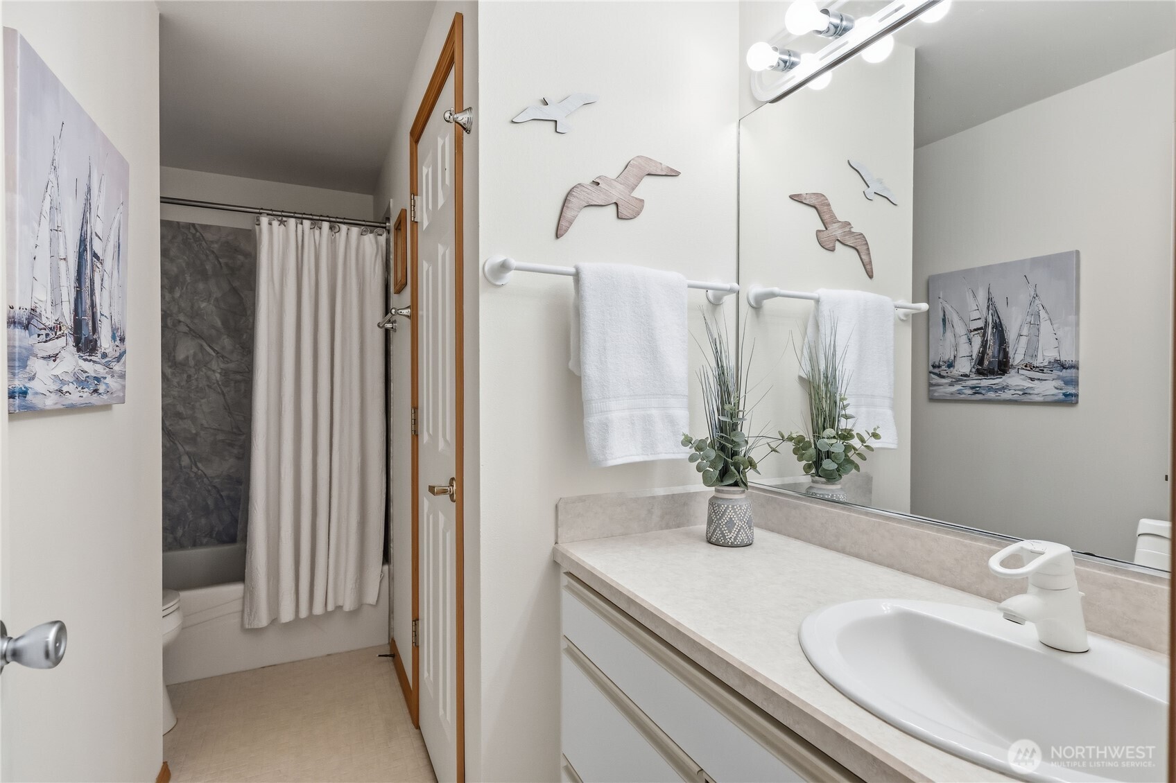 28919 Gamble Place NE, Kingston, WA 98346