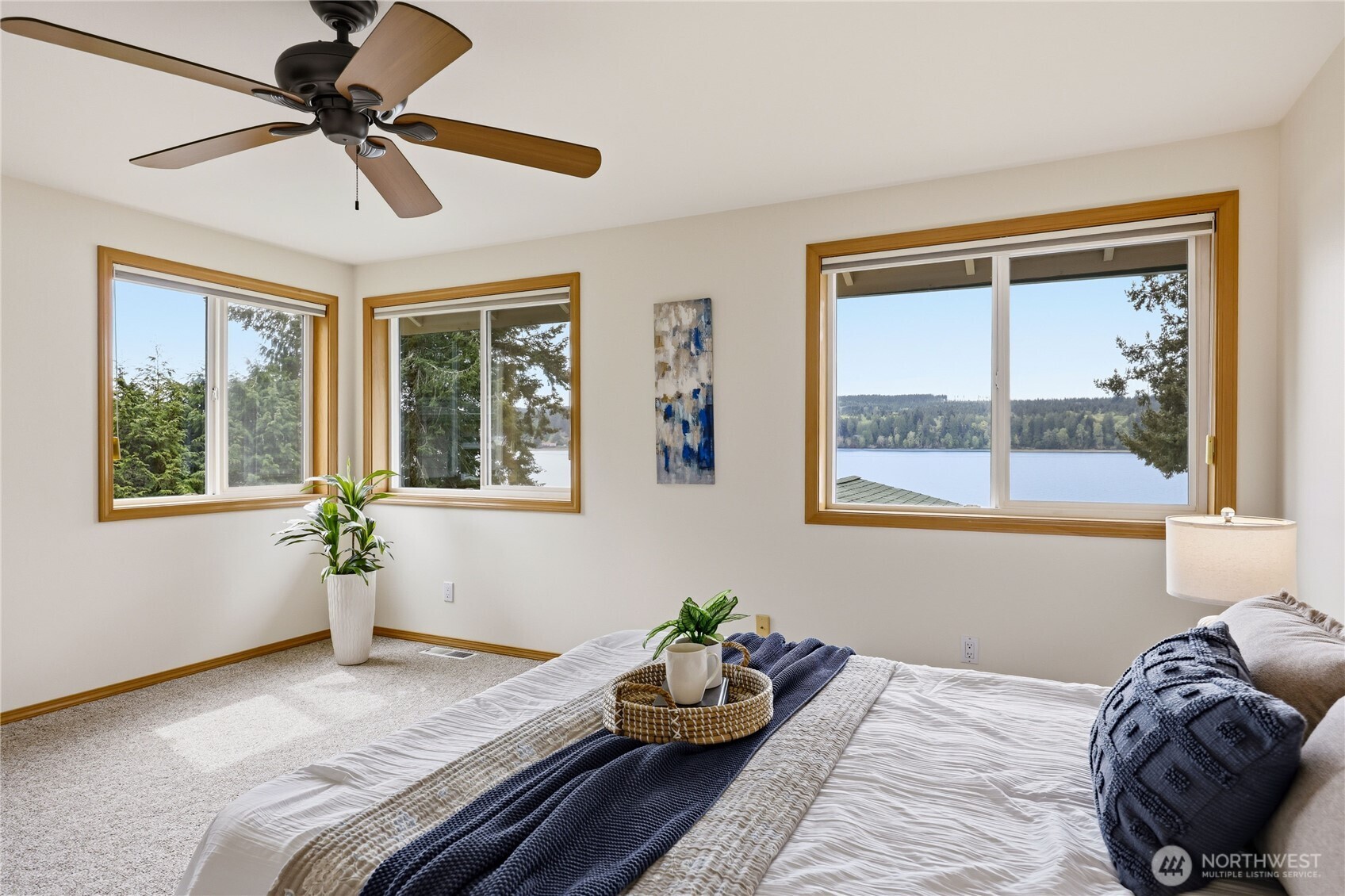 28919 Gamble Place NE, Kingston, WA 98346