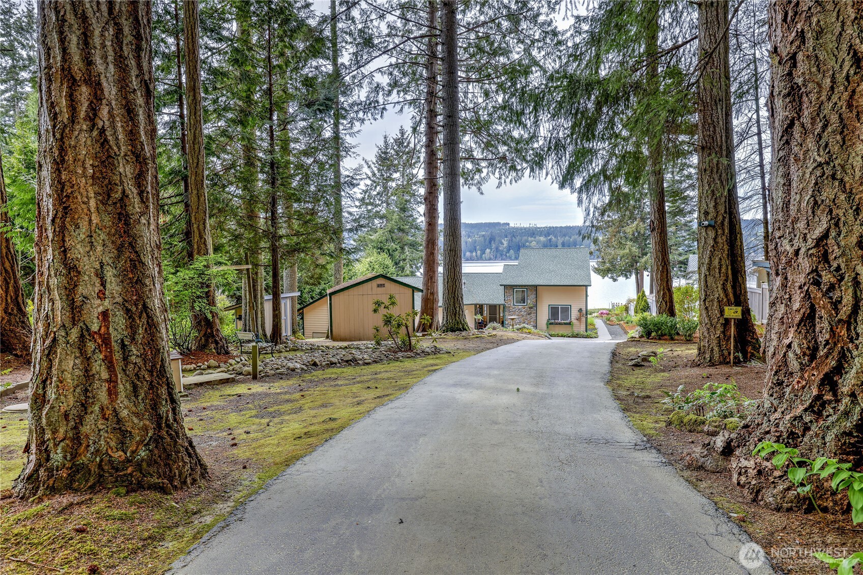 28919 Gamble Place NE, Kingston, WA 98346