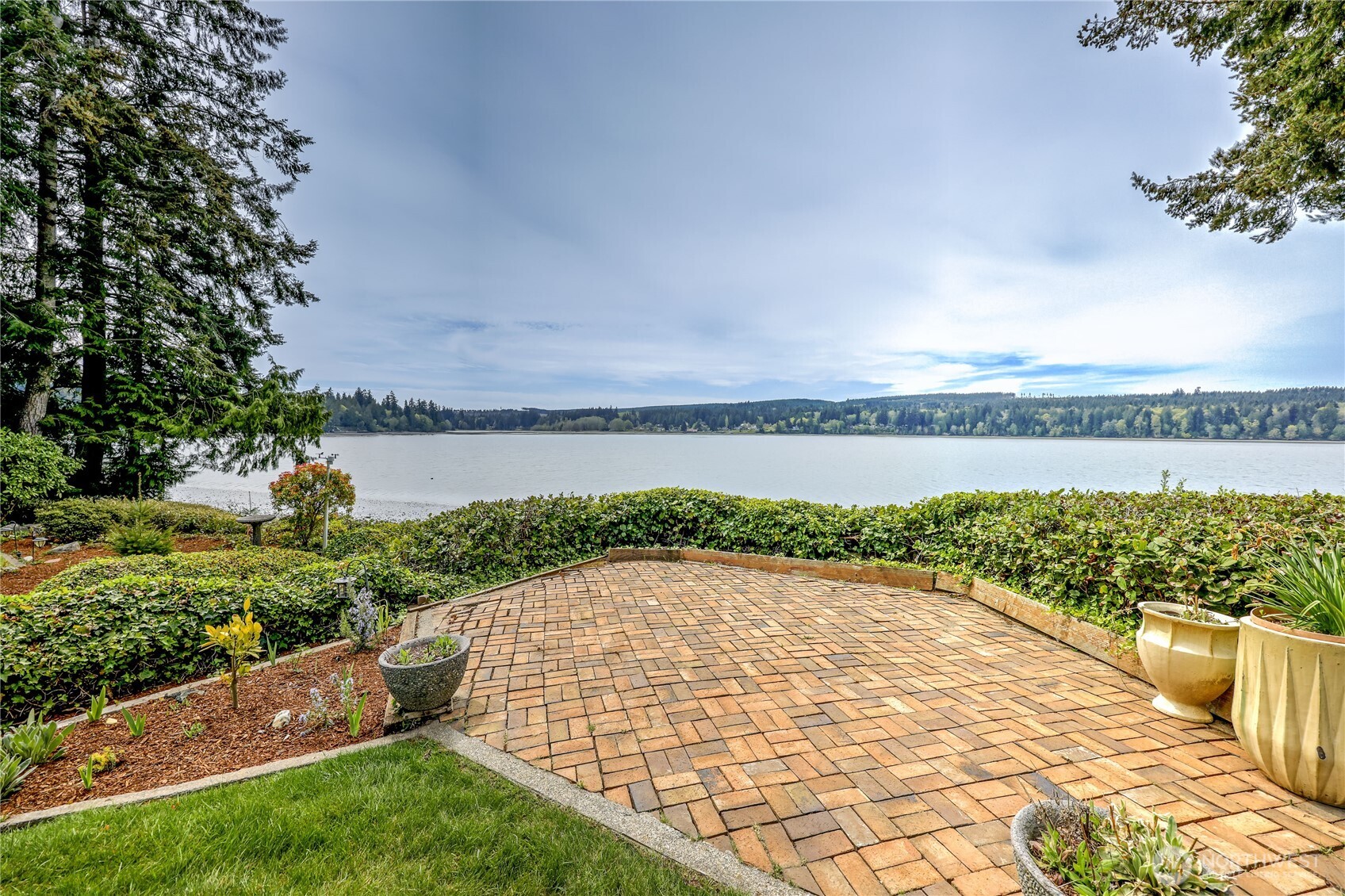 28919 Gamble Place NE, Kingston, WA 98346
