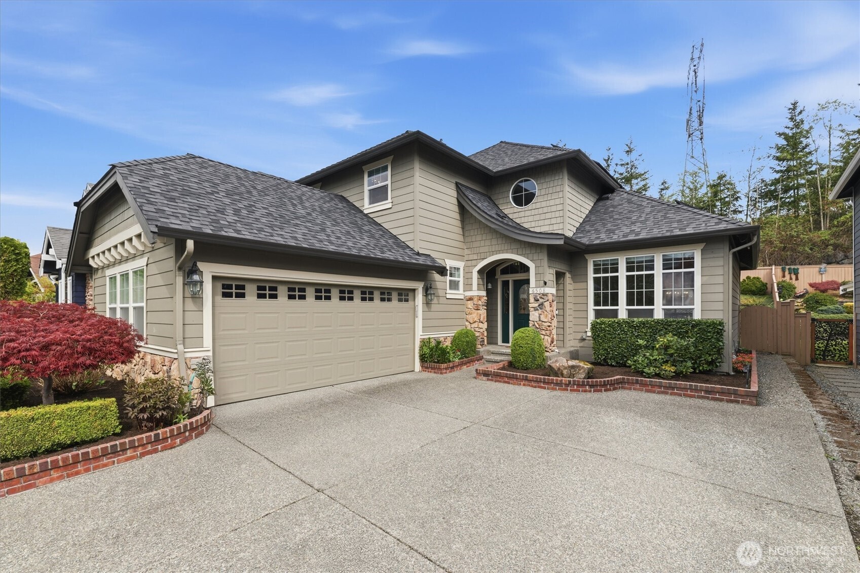 6508 E Crest View Loop SE, Snoqualmie, WA 98065