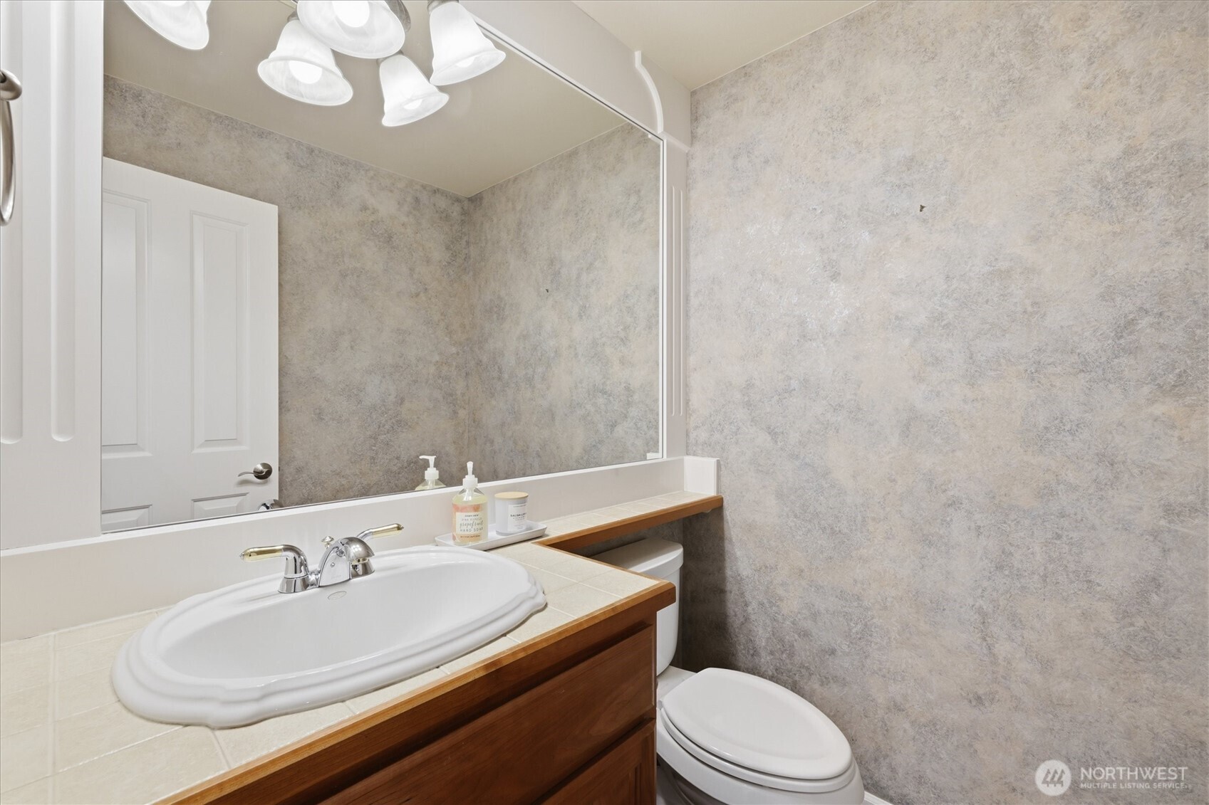 6508 E Crest View Loop SE, Snoqualmie, WA 98065