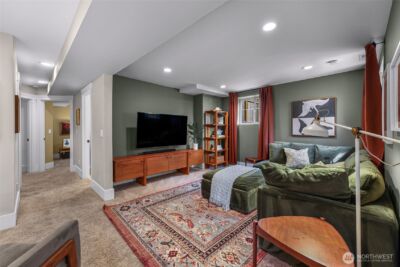 2833 NW 71st Street , Seattle, WA 98117 - Photo 28