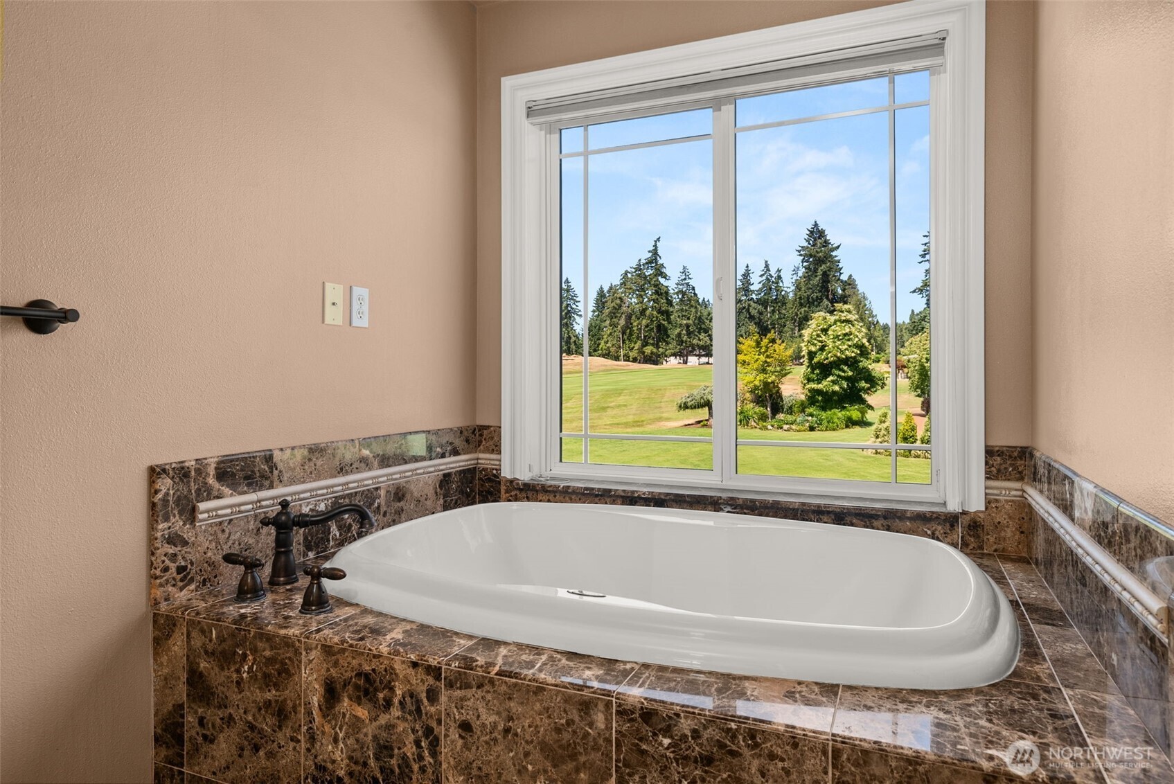2609 Country Club Court NW, Olympia, WA 98502