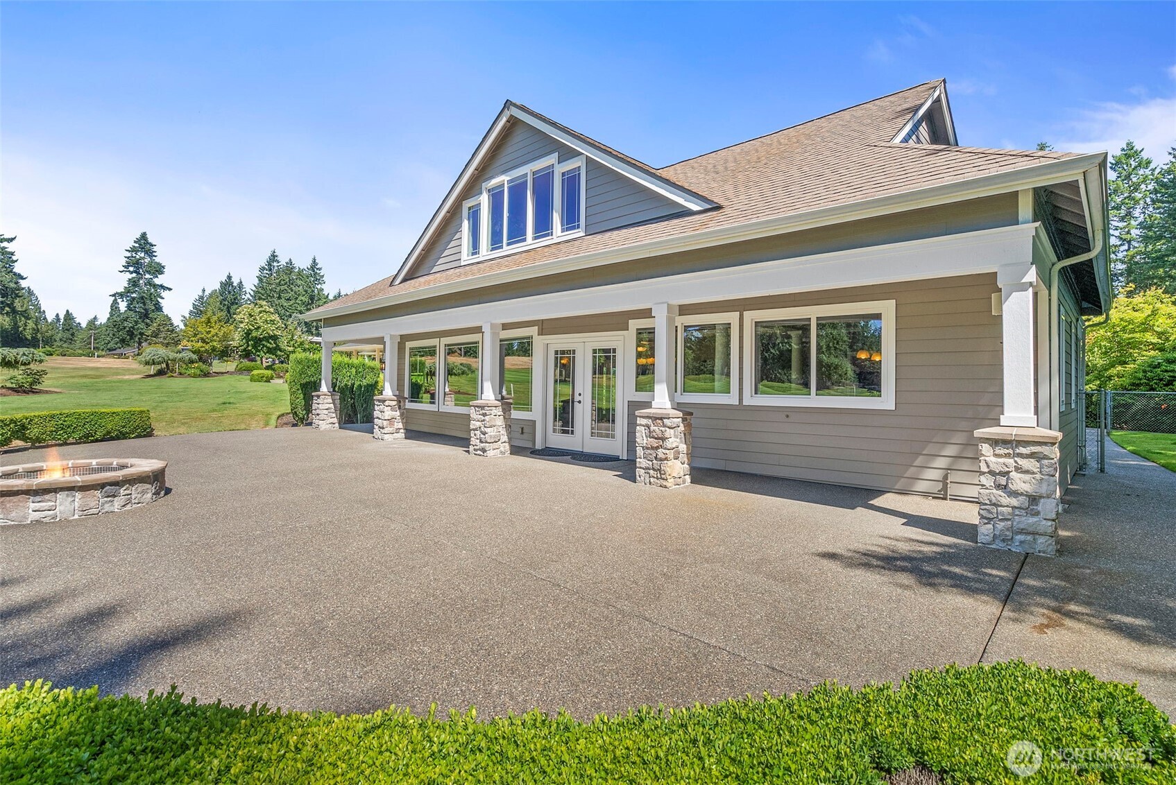 2609 Country Club Court NW, Olympia, WA 98502