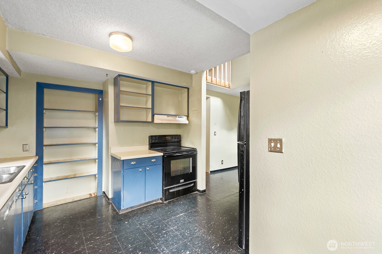 14014 Palatine Avenue N, Seattle, WA 98133