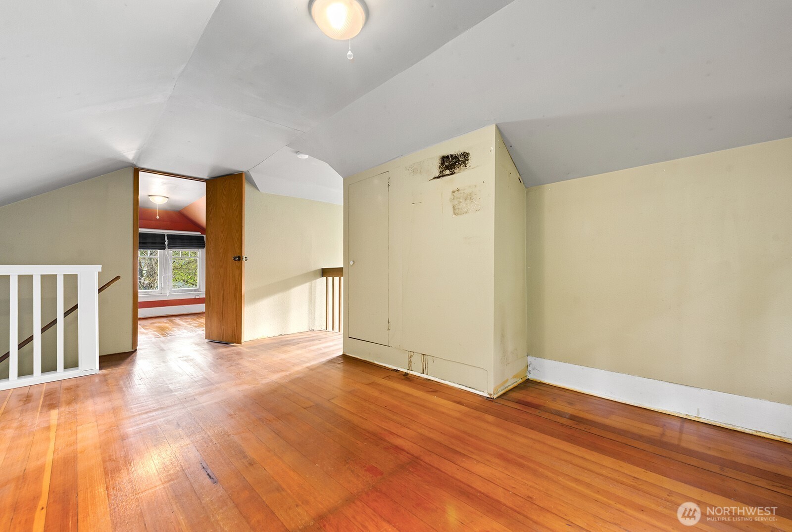 14014 Palatine Avenue N, Seattle, WA 98133