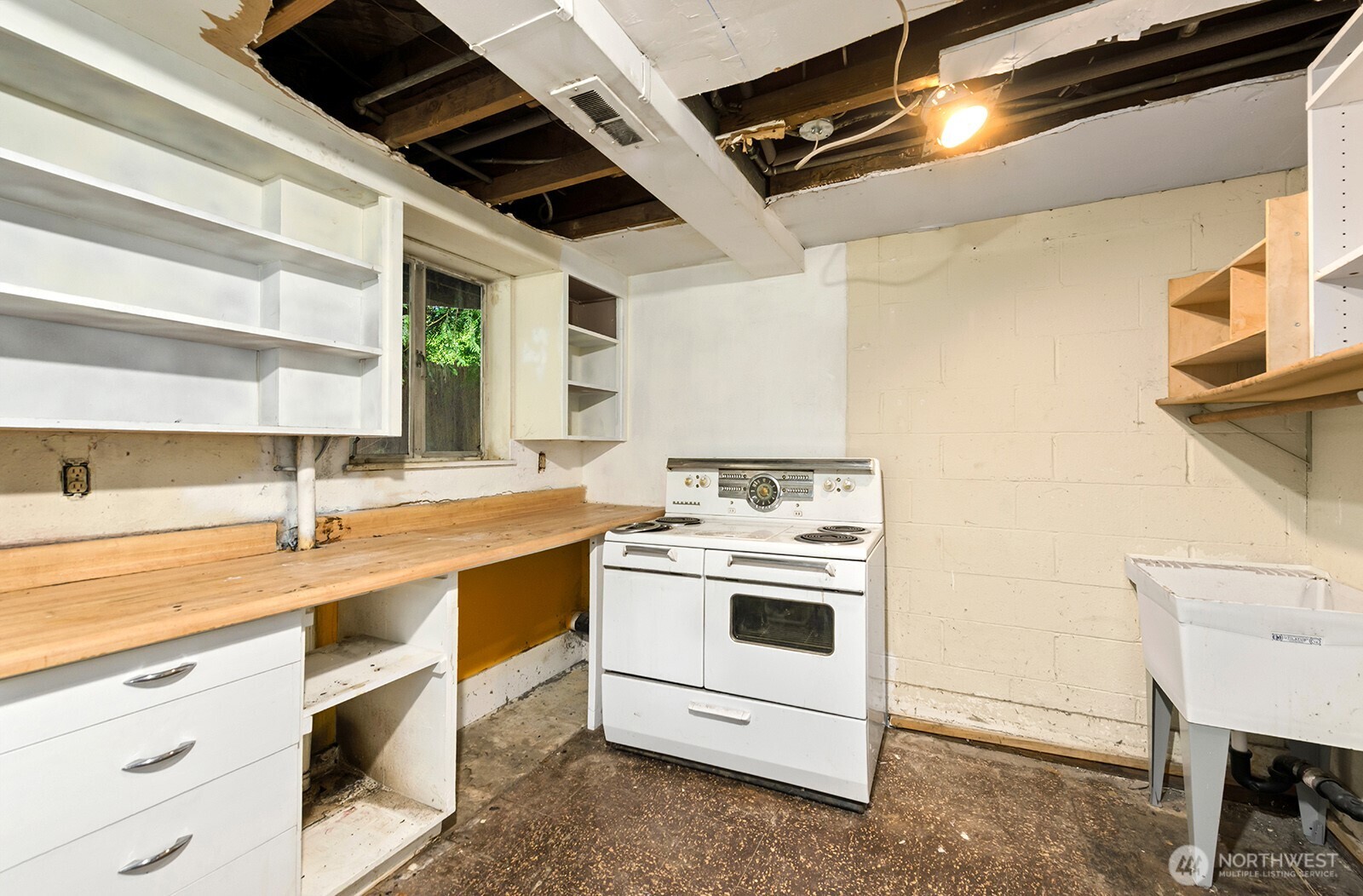 14014 Palatine Avenue N, Seattle, WA 98133