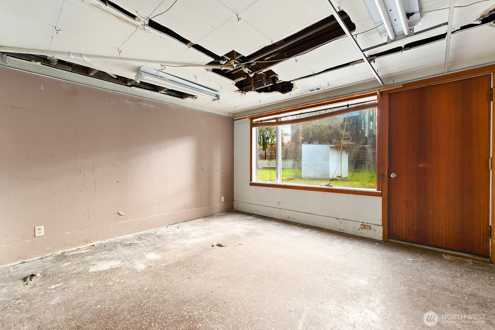 14014 Palatine Avenue N, Seattle, WA 98133
