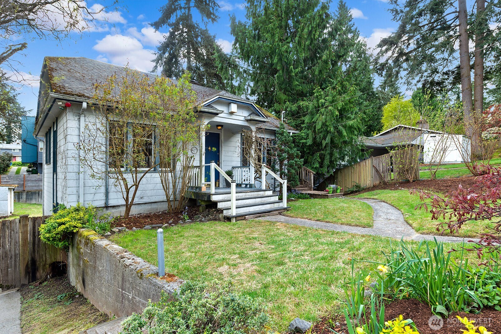 14014 Palatine Avenue N, Seattle, WA 98133