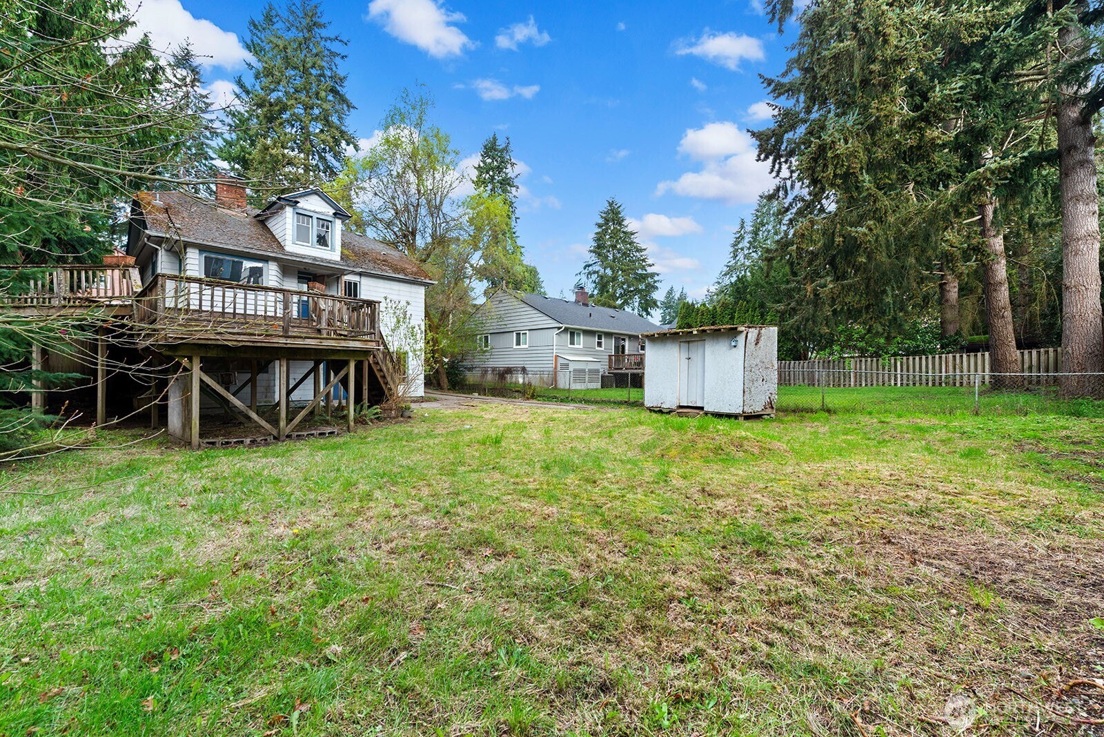 14014 Palatine Avenue N, Seattle, WA 98133