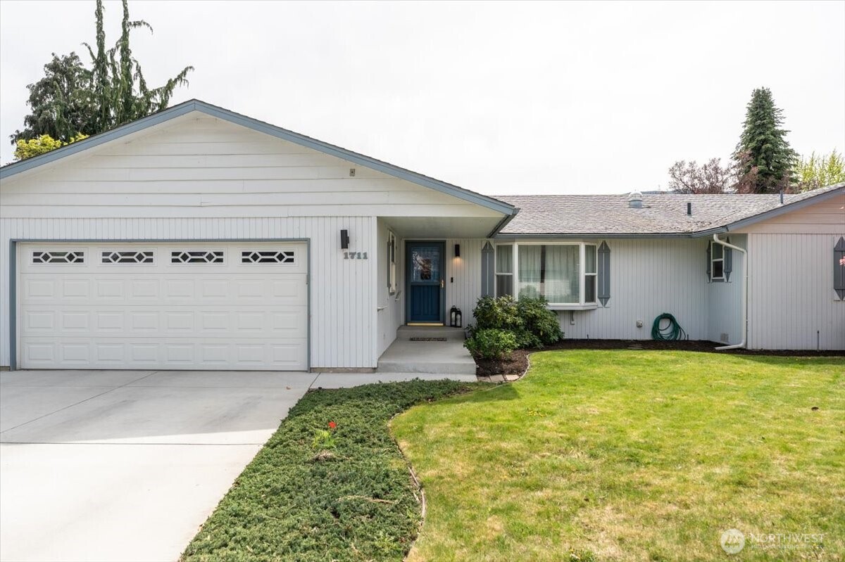 1711 Lexington Place , Wenatchee, WA 98801