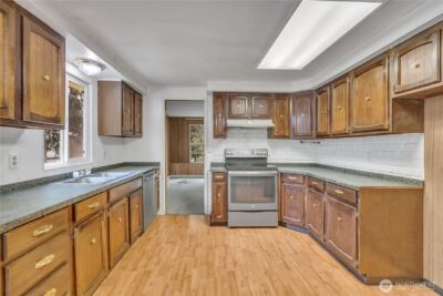 8214 191st Street E #2, Puyallup, WA 98375-2349 - Photo 11