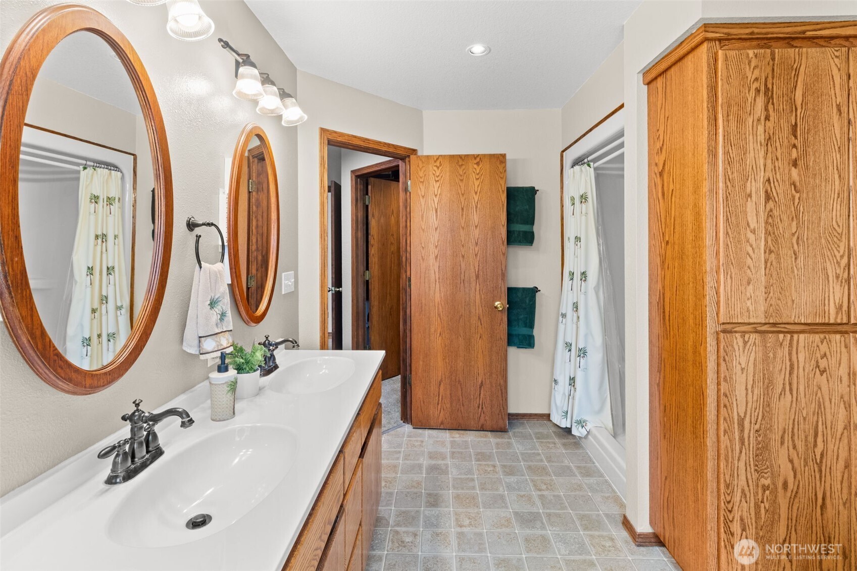 4606 Herman Road SE, Olympia, WA 98501