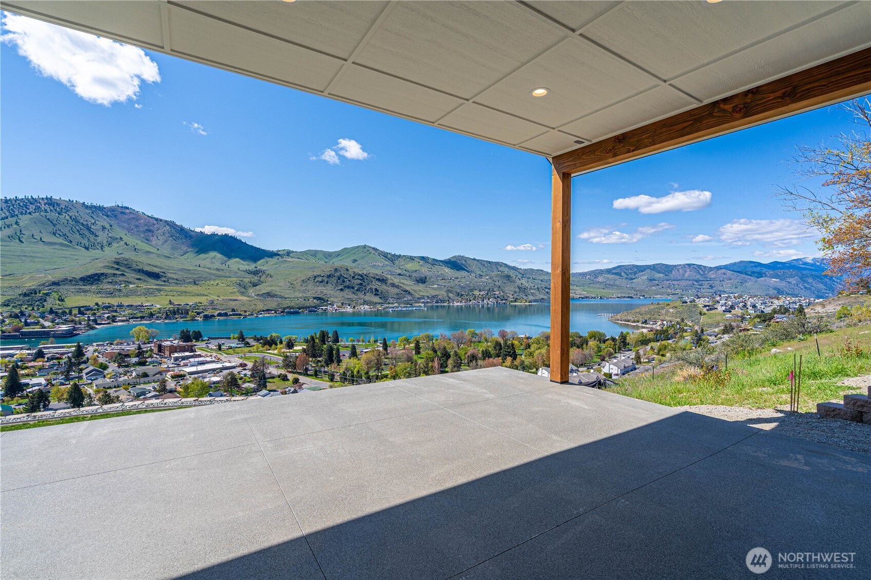 548 Harvest Ridge Drive , Chelan, WA 98816