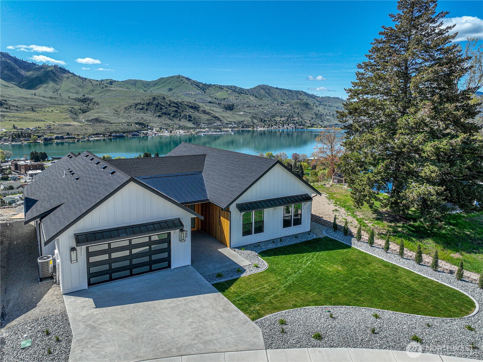 548 Harvest Ridge Drive , Chelan, WA 98816