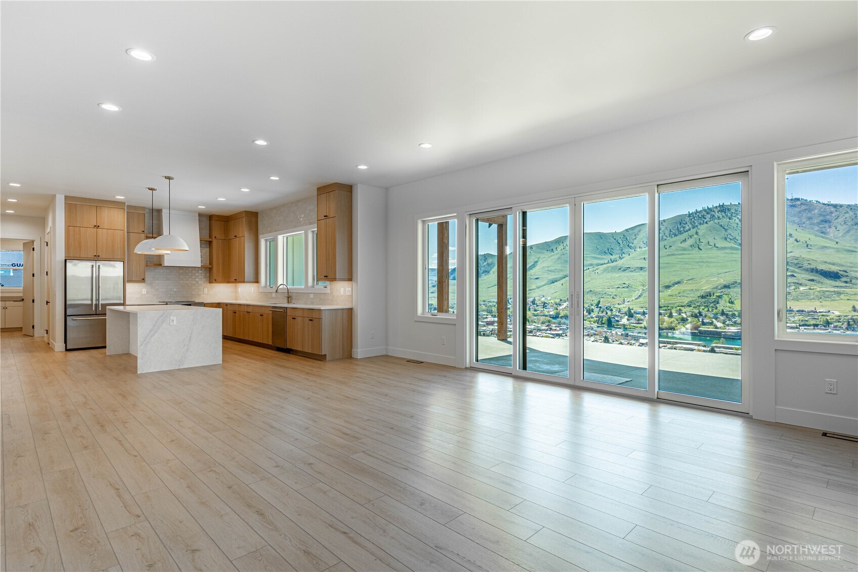 548 Harvest Ridge Drive , Chelan, WA 98816