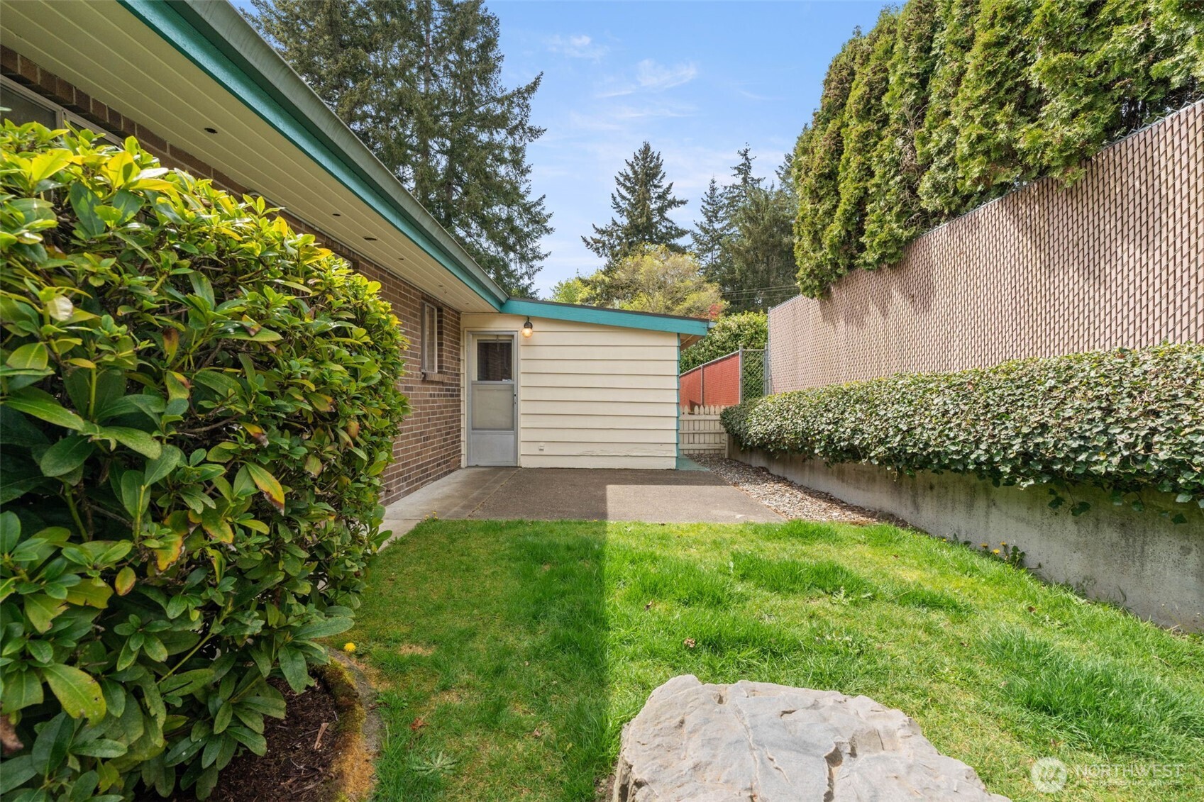 2604 Trenton Avenue NE, Bremerton, WA 98310