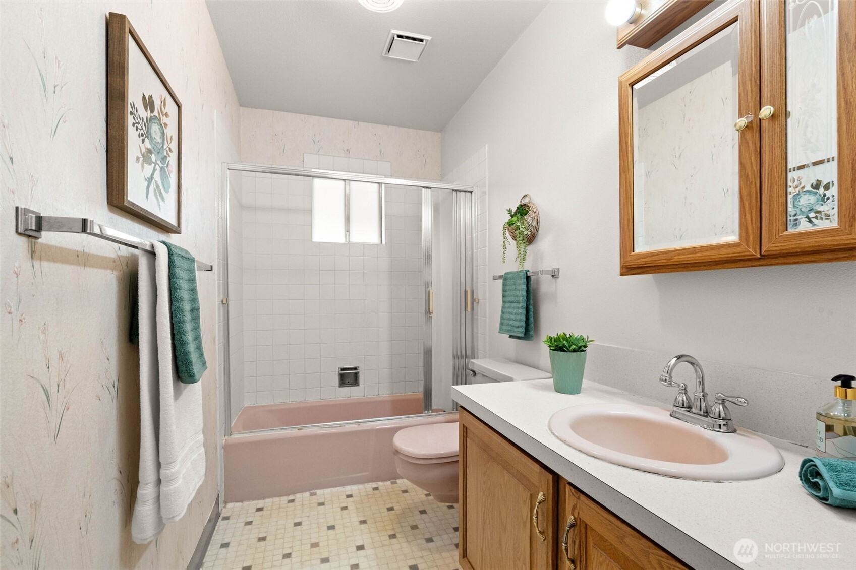 2604 Trenton Avenue NE, Bremerton, WA 98310