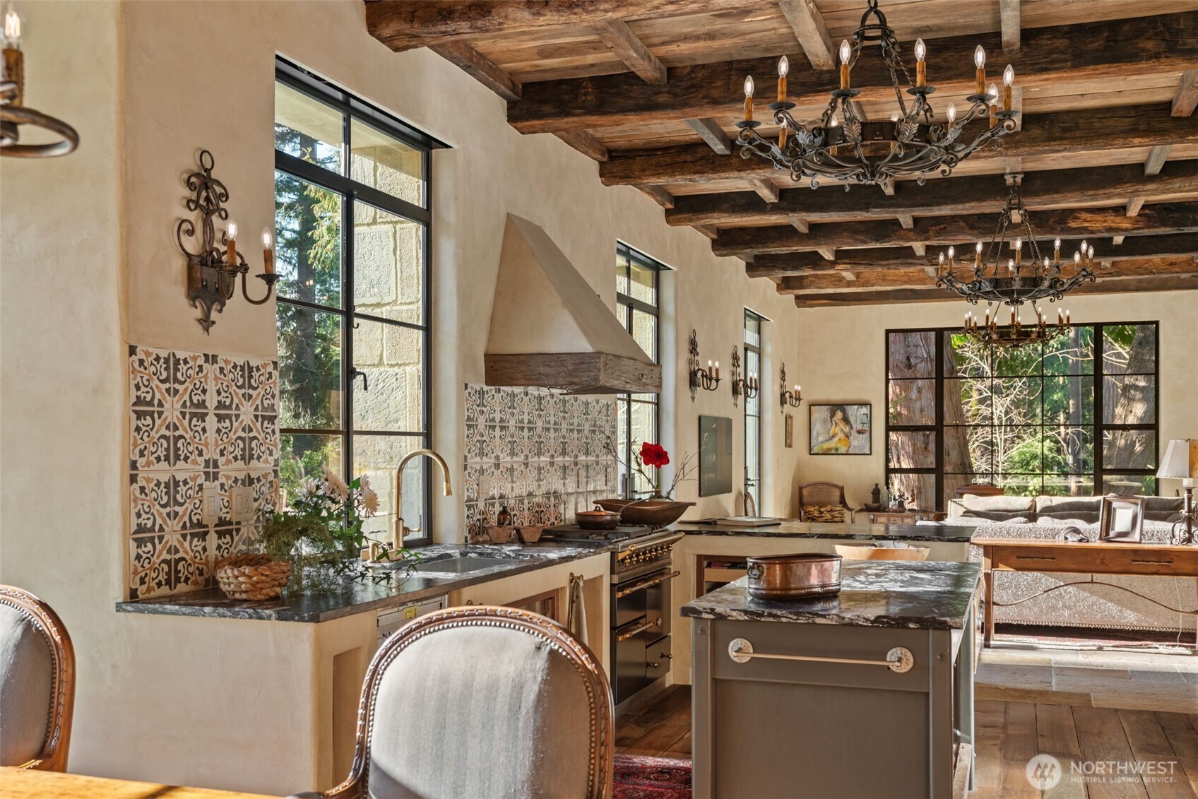 11008 N Deer Drive , Woodway, WA 98020