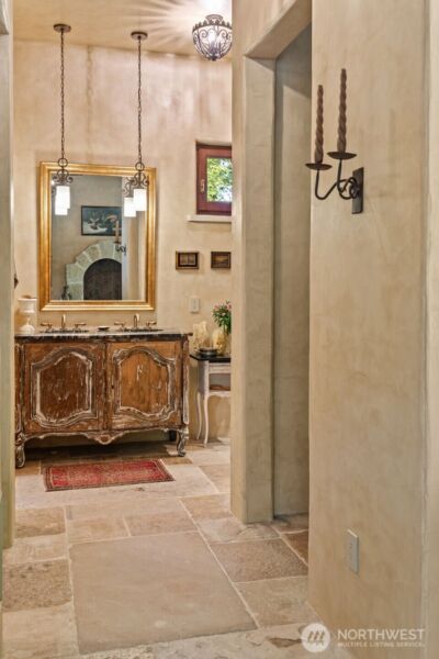 11008 N Deer Drive , Woodway, WA 98020 - Photo 25