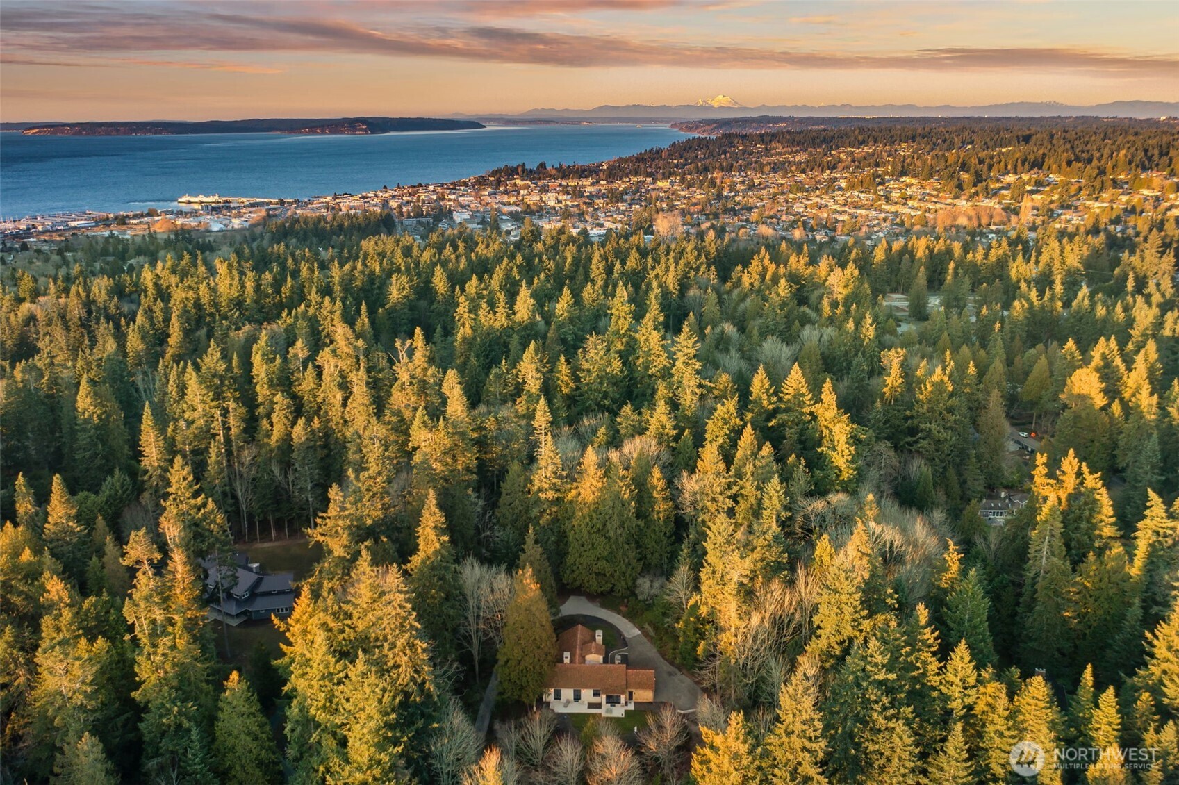 11008 N Deer Drive , Woodway, WA 98020