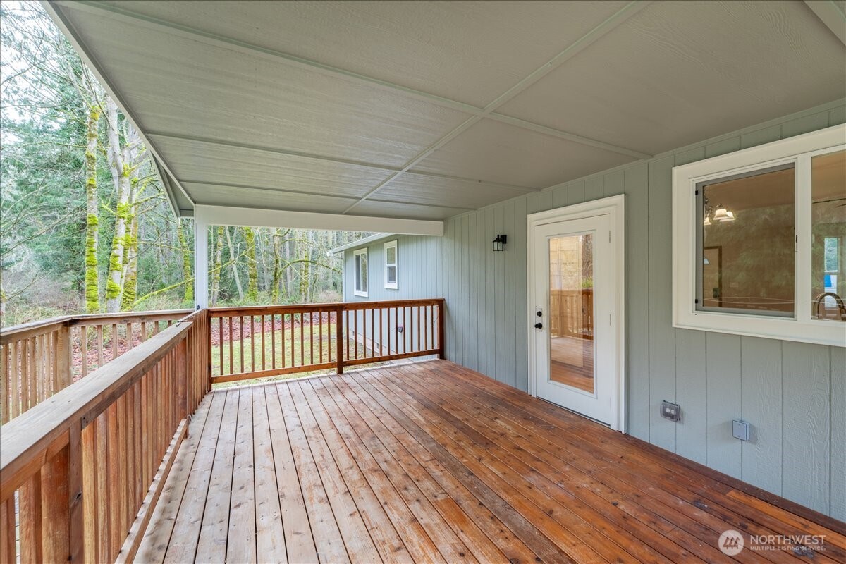 2295 S Camano Drive , Camano Island, WA 98282