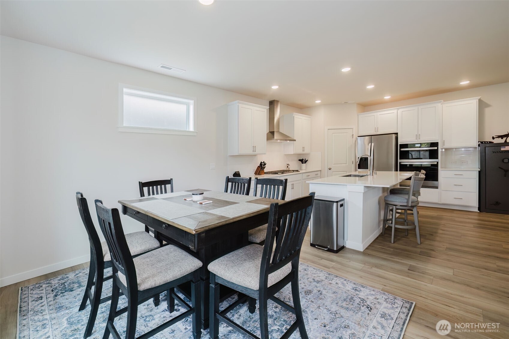 2092 NE Norseman Way , Poulsbo, WA 98370