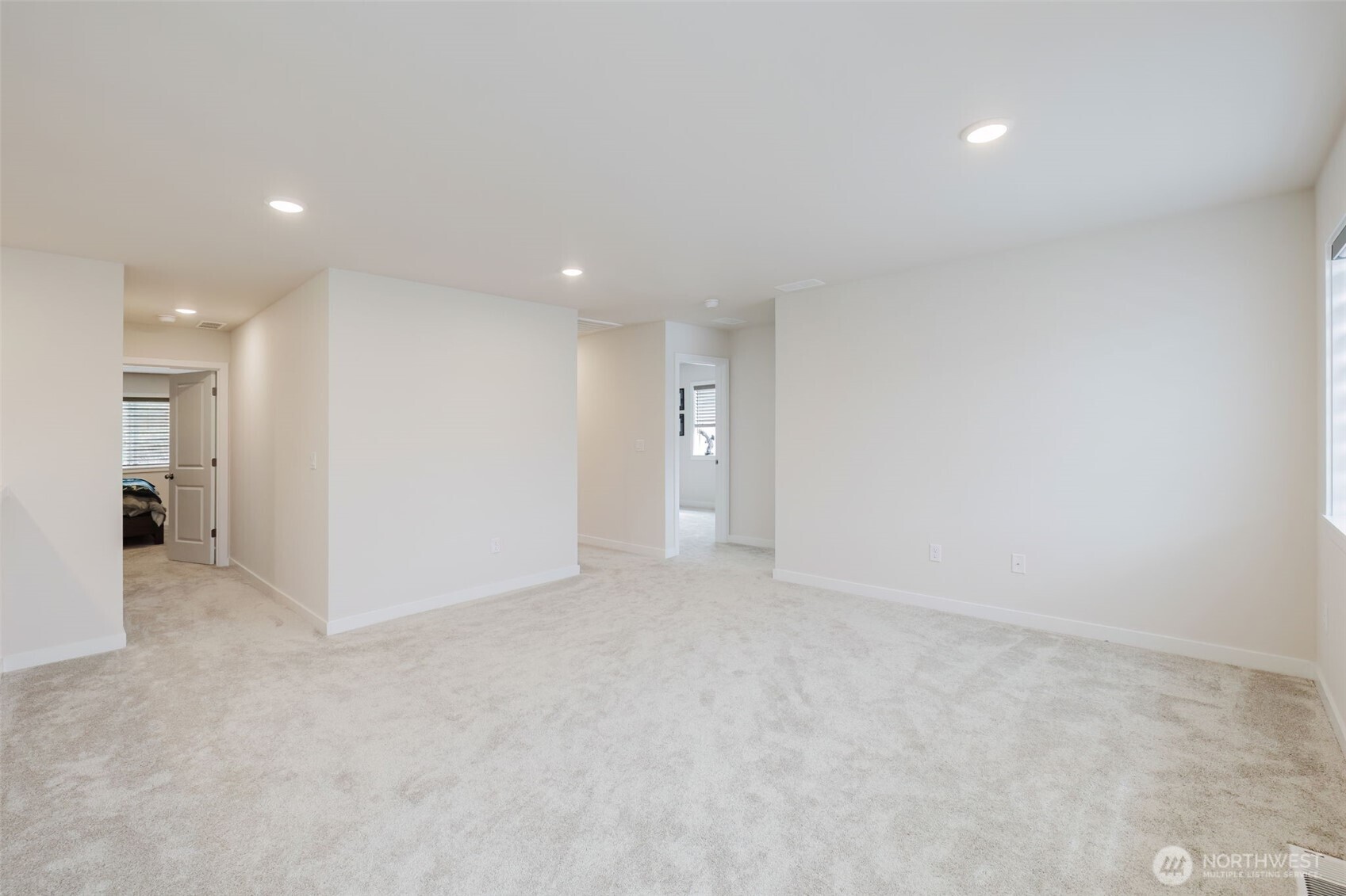 2092 NE Norseman Way , Poulsbo, WA 98370