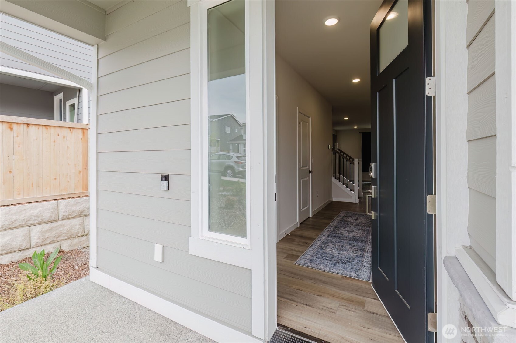 2092 NE Norseman Way , Poulsbo, WA 98370