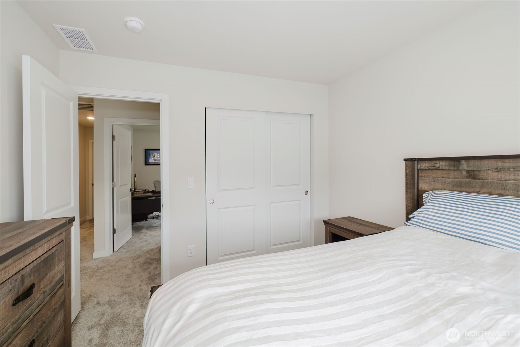 2092 NE Norseman Way , Poulsbo, WA 98370