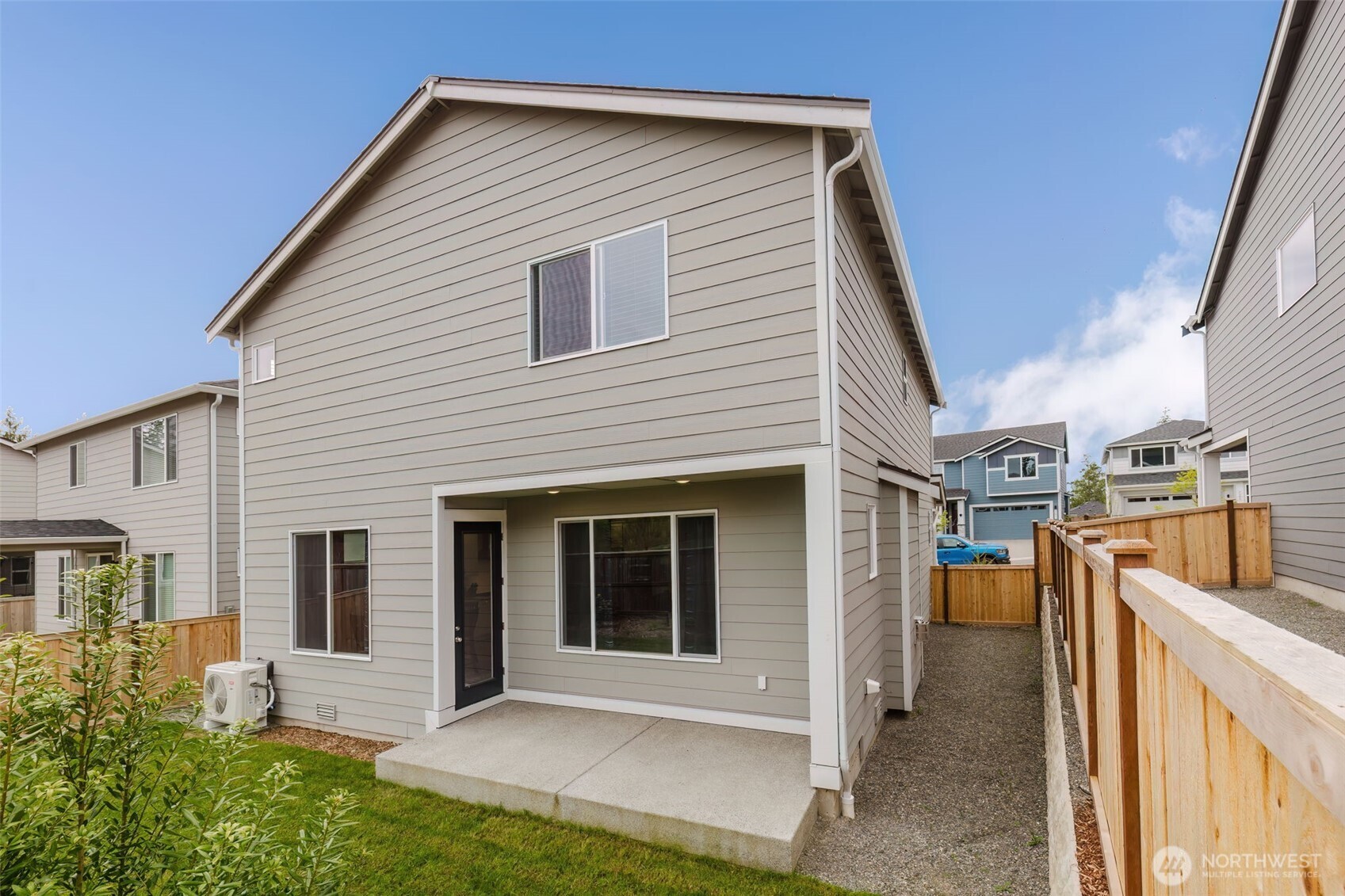 2092 NE Norseman Way , Poulsbo, WA 98370