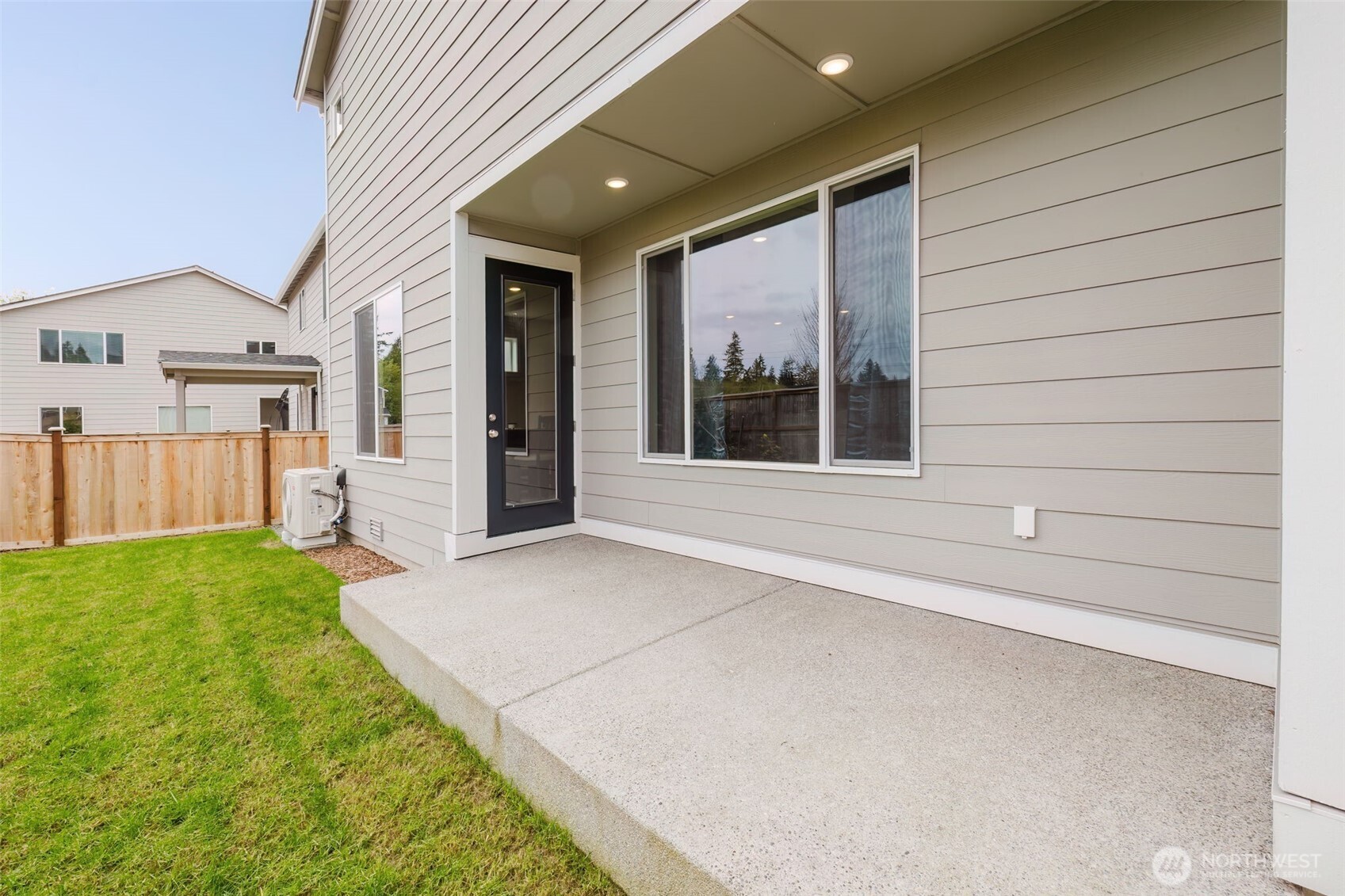 2092 NE Norseman Way , Poulsbo, WA 98370