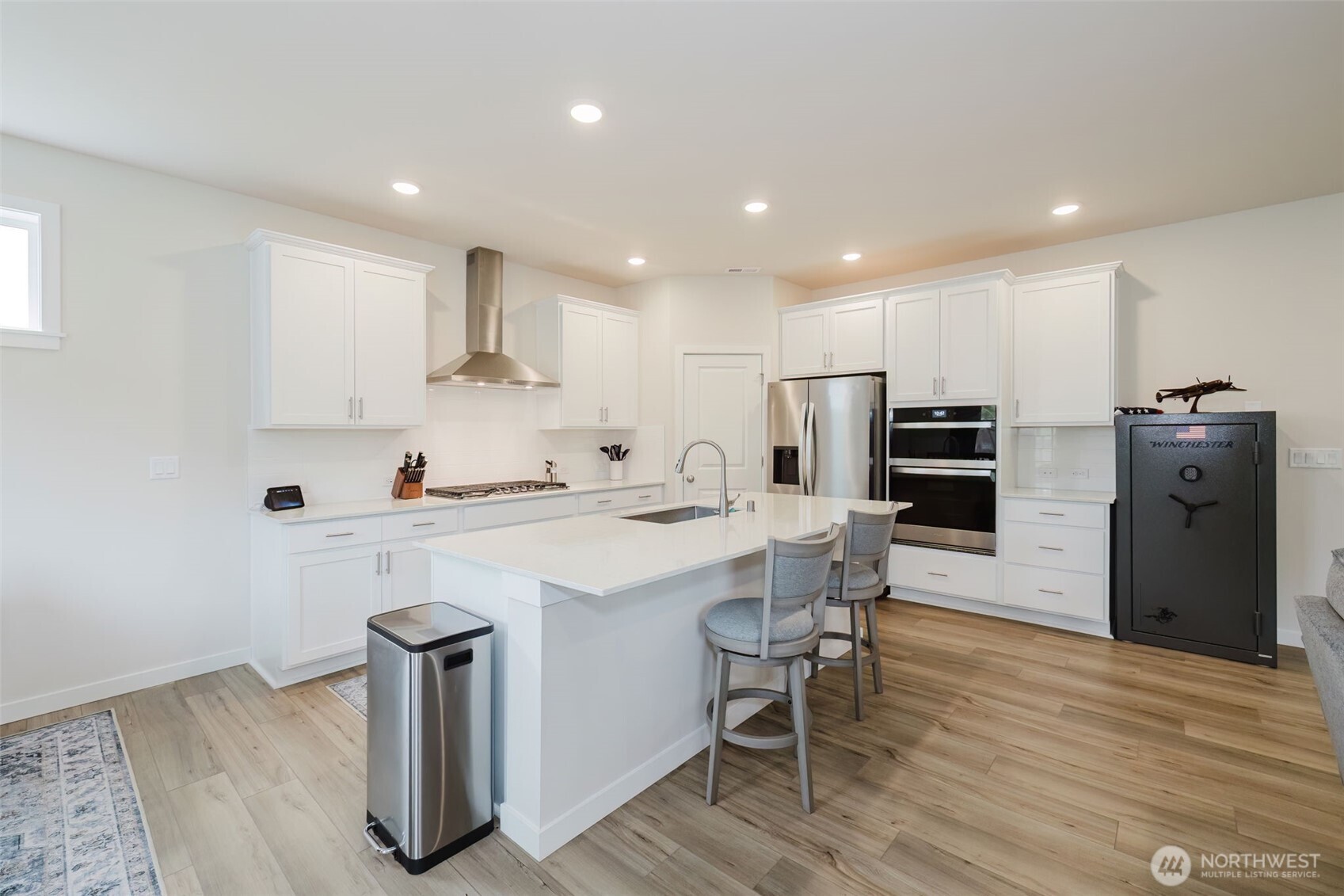 2092 NE Norseman Way , Poulsbo, WA 98370