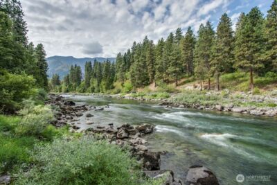 9864 E Leavenworth Road , Leavenworth, WA 98826