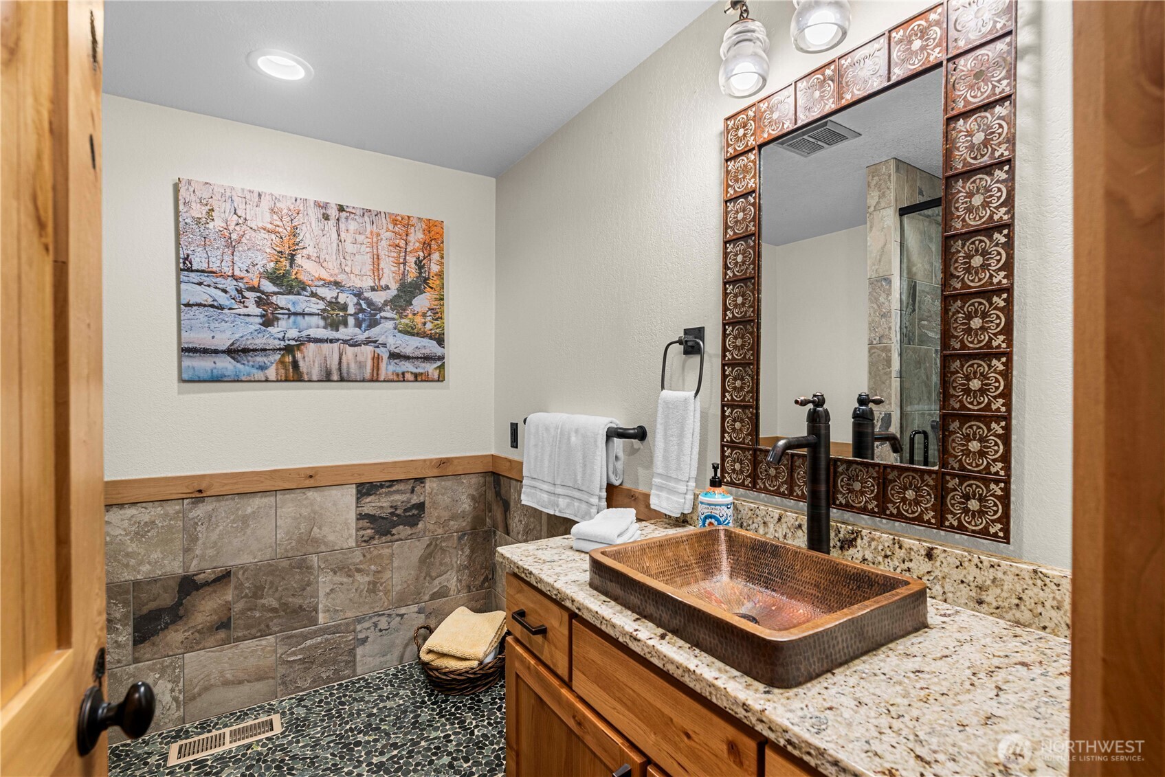 9864 E Leavenworth Road , Leavenworth, WA 98826