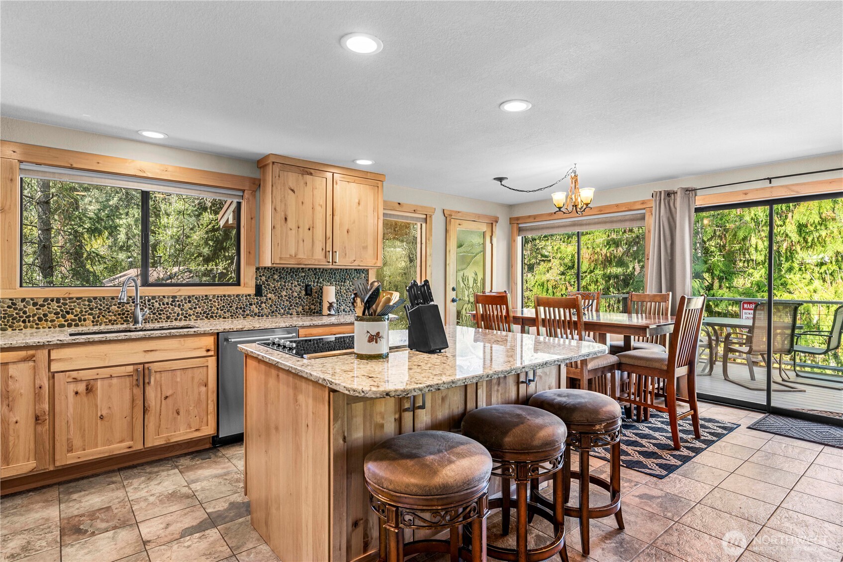 9864 E Leavenworth Road , Leavenworth, WA 98826