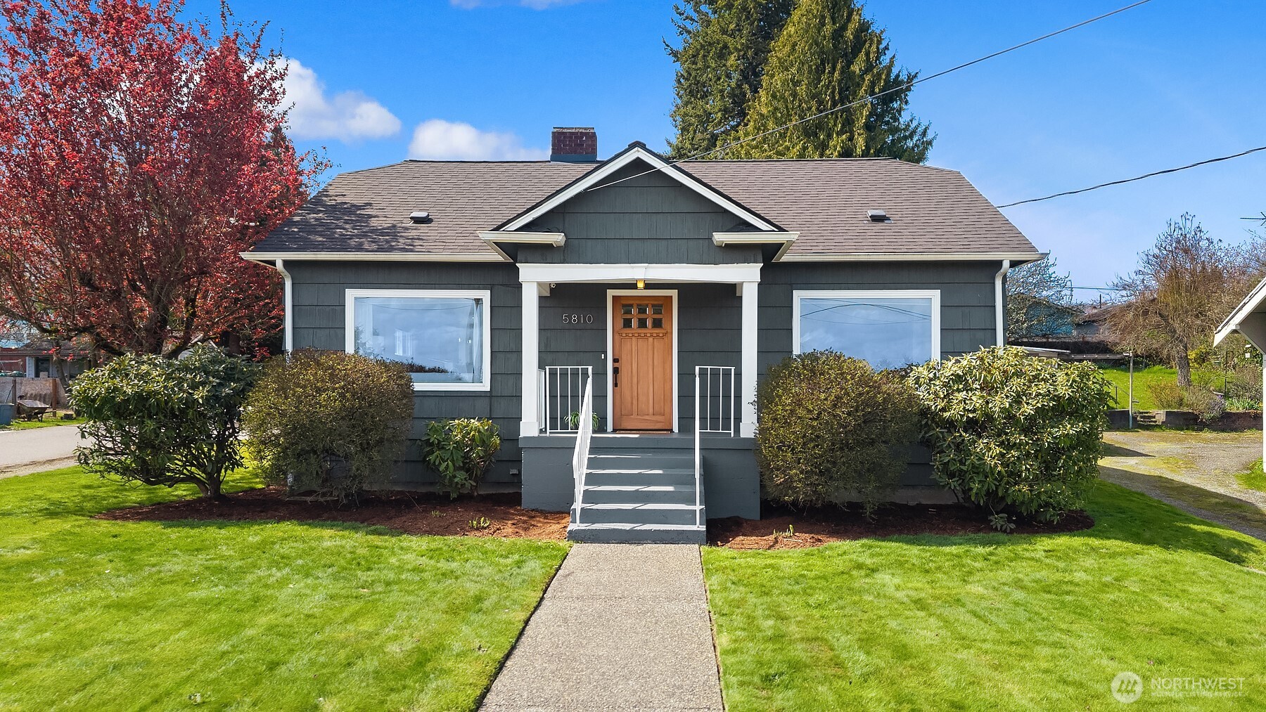 5810 Commercial Avenue , Everett, WA 98203
