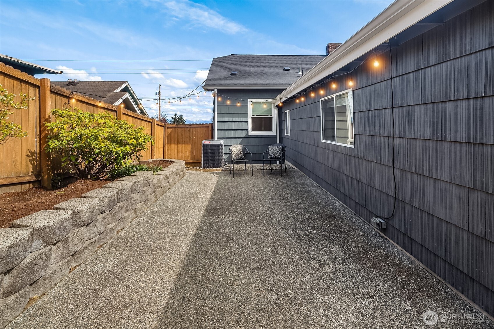 5810 Commercial Avenue , Everett, WA 98203