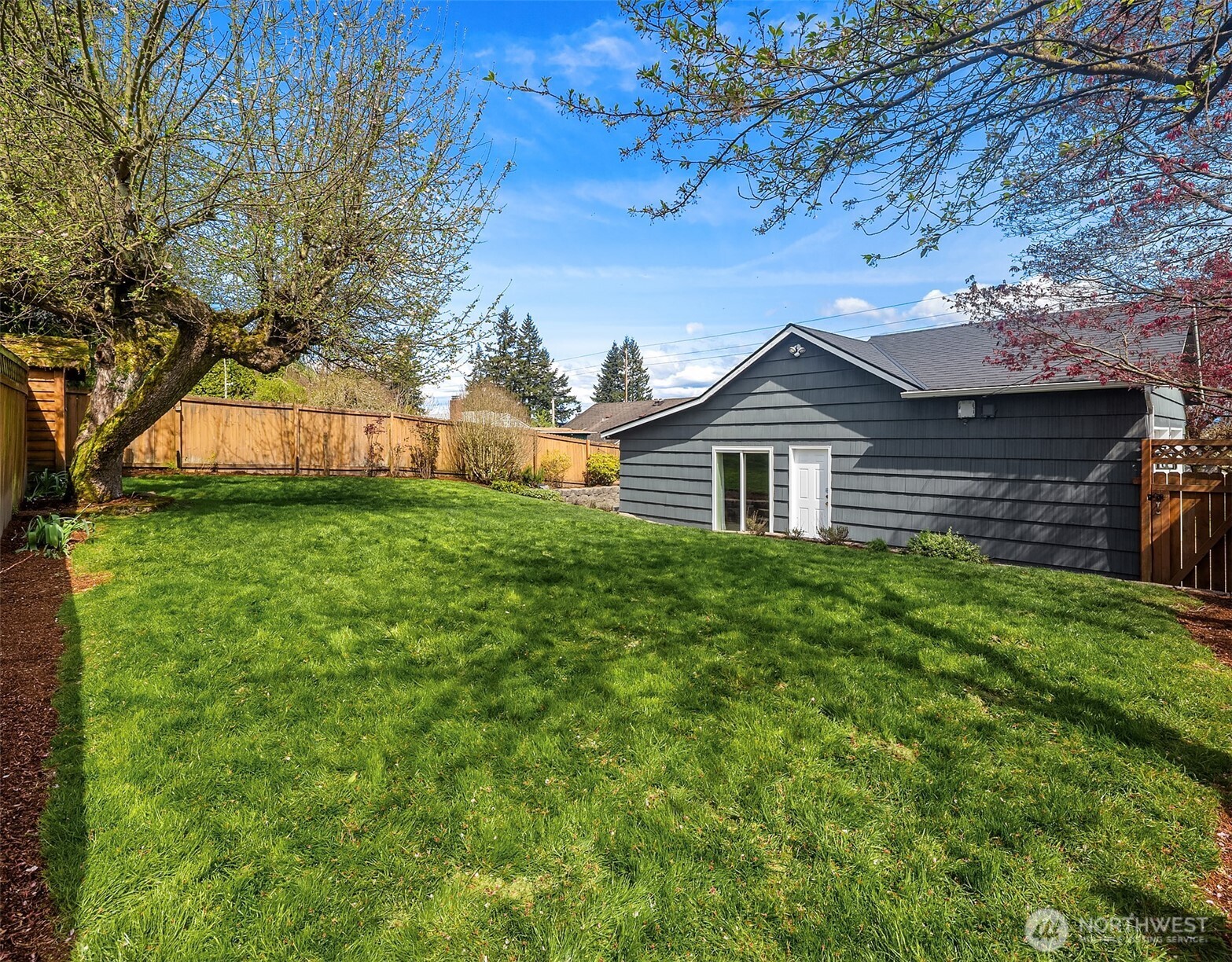 5810 Commercial Avenue , Everett, WA 98203