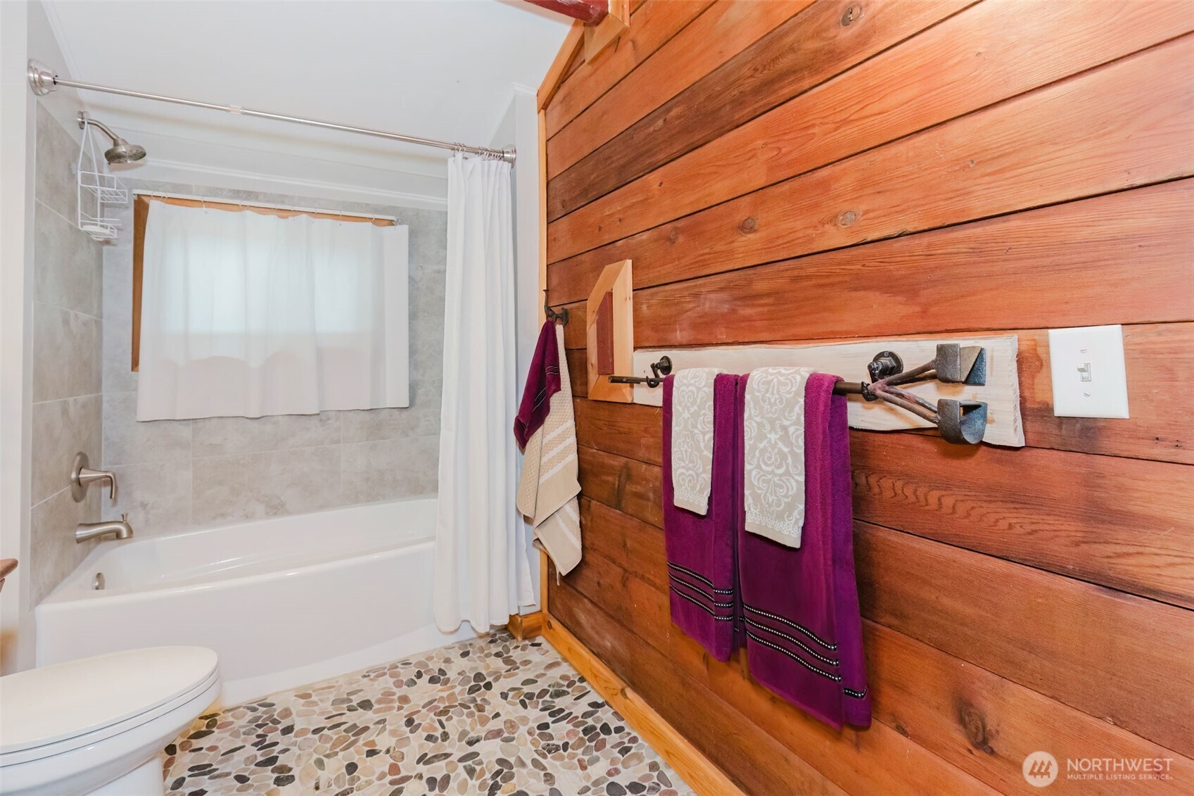 62 NE Southridge Drive , Belfair, WA 98528